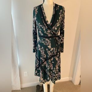 NWT BCBG MAXAZRIA Floral wrap dress
